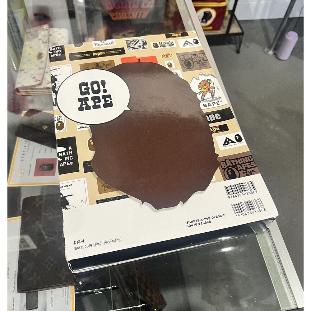 BAPE A Bathing Ape table clock with alarm 2022 AW Appendix New In Box! - Picture 5 of 5